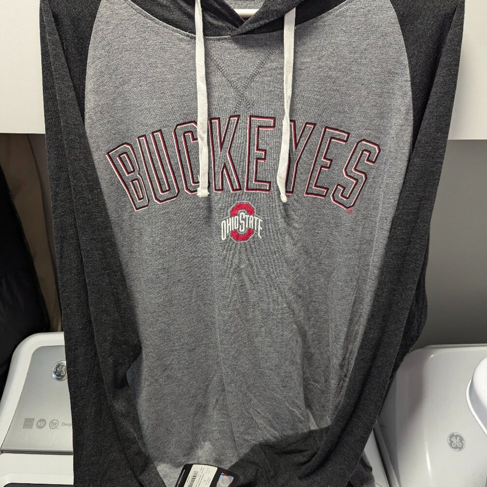 OSU HOODED TSHIRT NWT